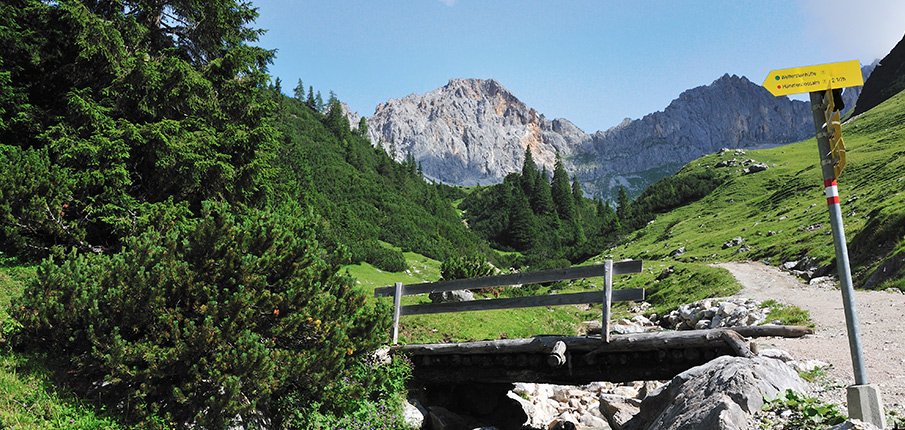 Wandern im Gaistal im Alpenhotel Karwendel in Leutasch Erwachsenenhotel